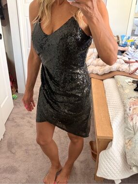 Lulu's Black Sequin V-Neck Mini Dress